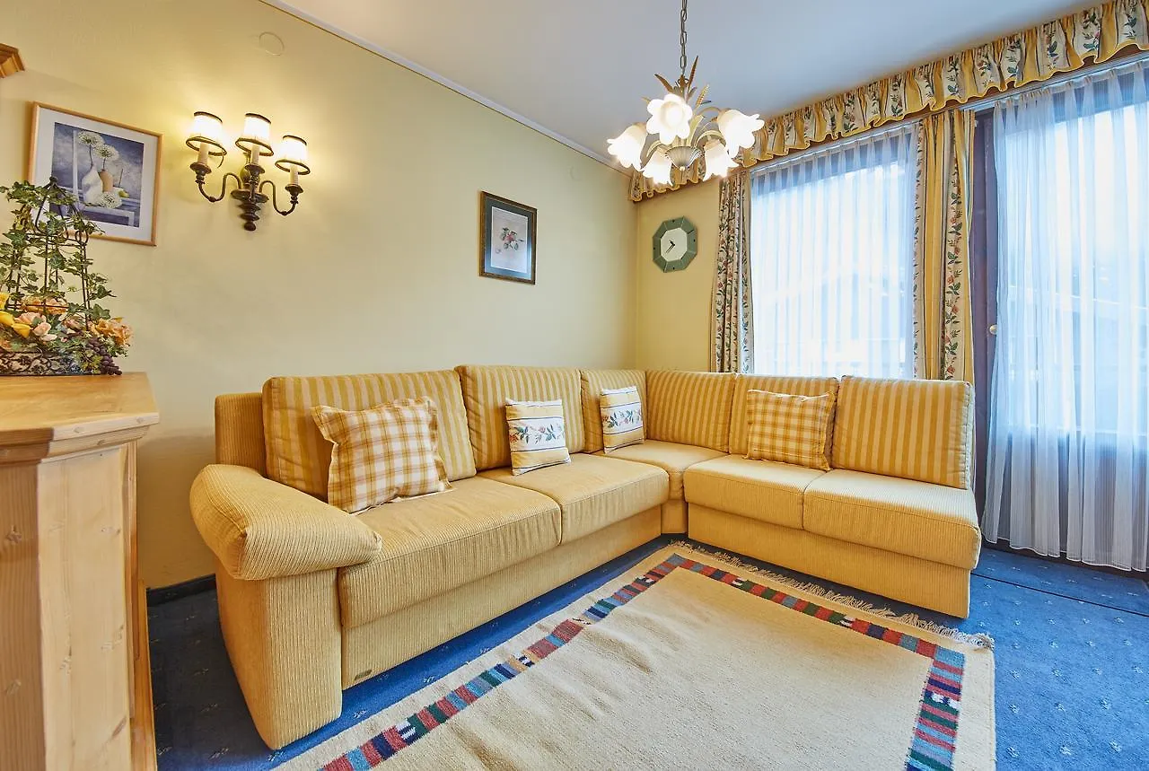 Appartement Lacher Saalbach-Hinterglemm 0*,  Austria